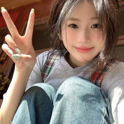 八面玲珑的申小姐 封面